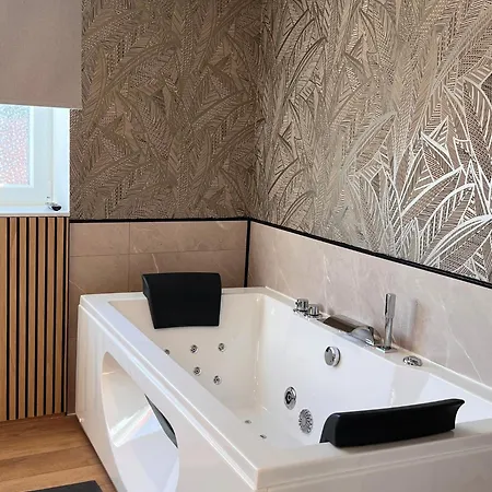 Emeraude - Sauna-balneo - Pairi Daiza 8min